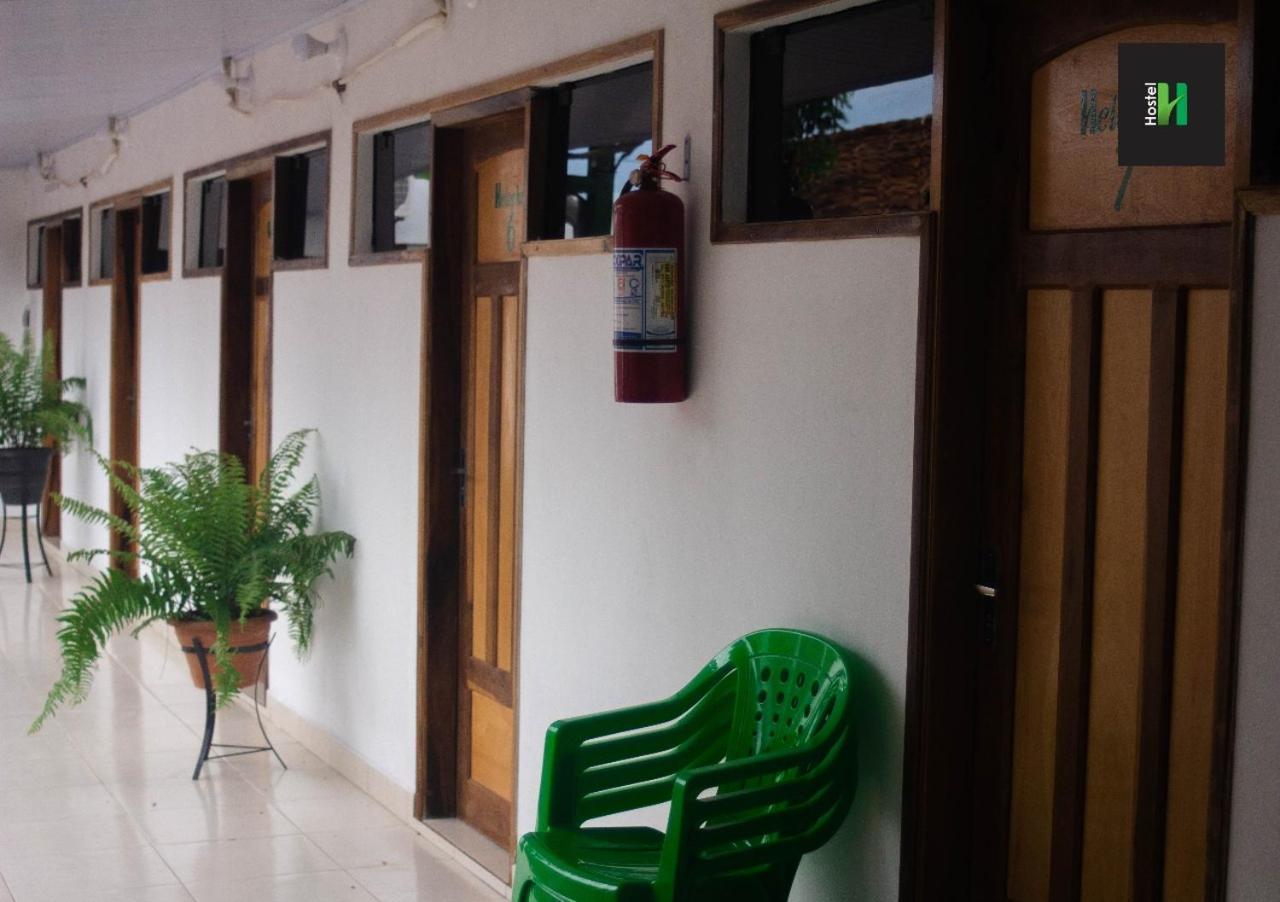 Helecho'S Hostal Hostel Encarnación Екстериор снимка